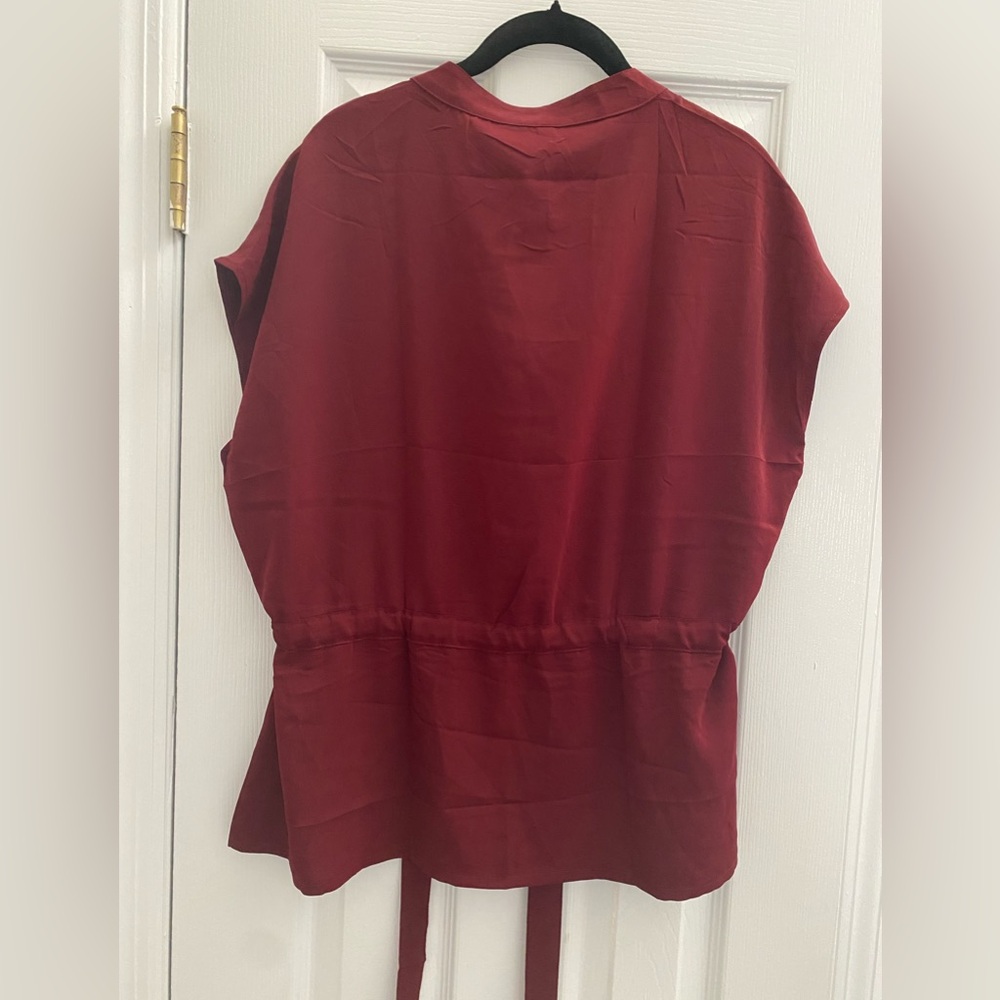 NEW CiCiBird Button Down Casual Peplum Top - Deep Red /maroon - size M - Picture 5 of 9